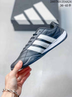 adidas Adipista Low-Top Trainers Black with White Stripes