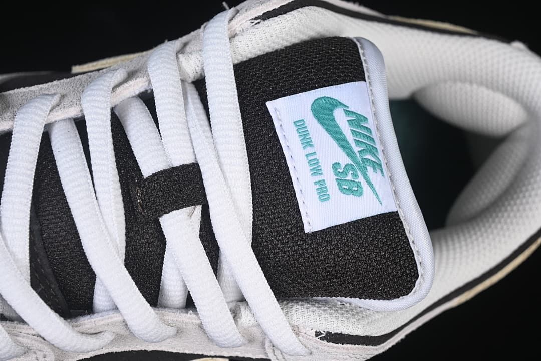 Nike SB Dunk Low Pro Sneakers Black Cream HF3704-001