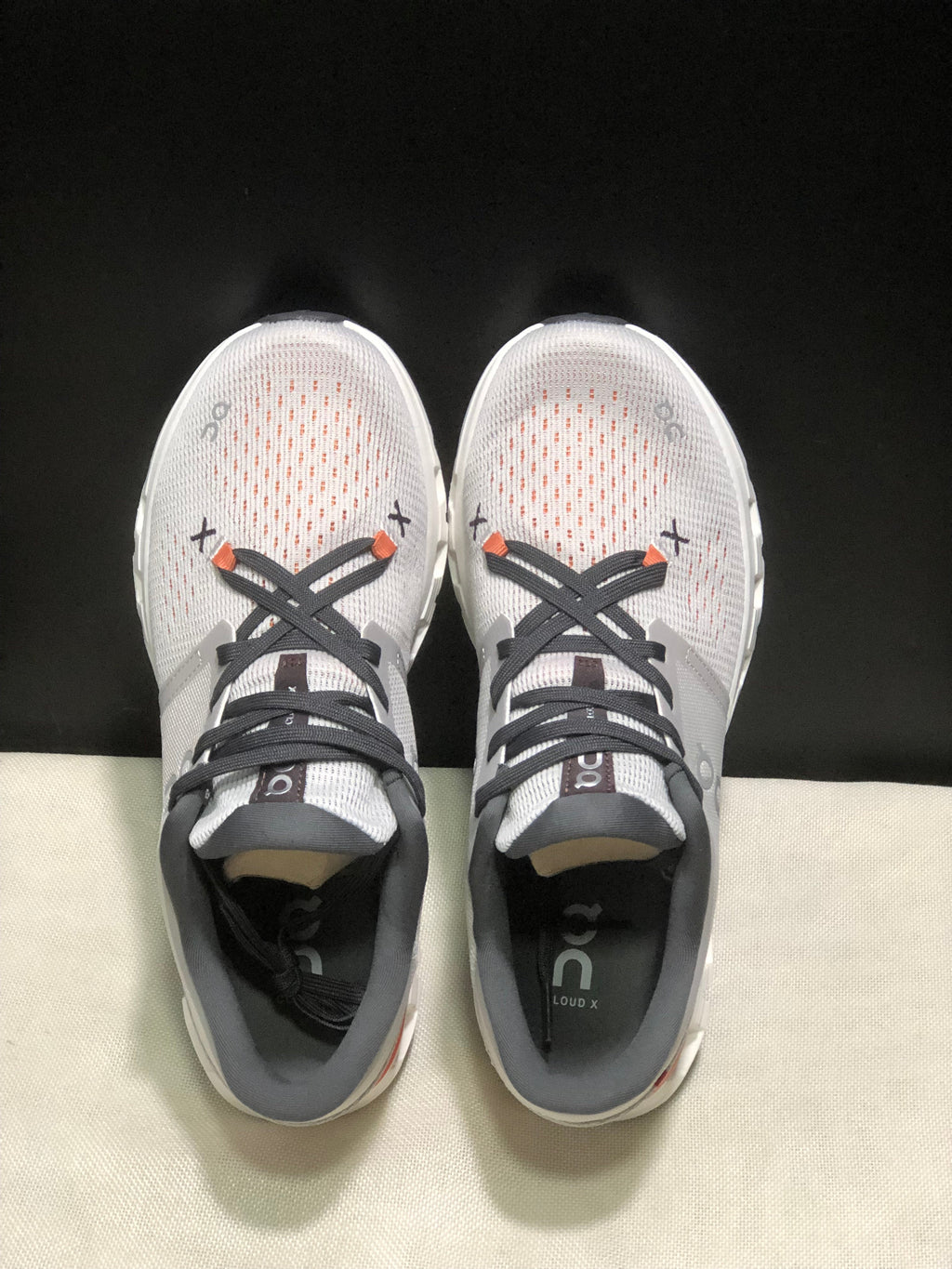On Cloud X4 Low-Top Running Shoes Silver/Flame