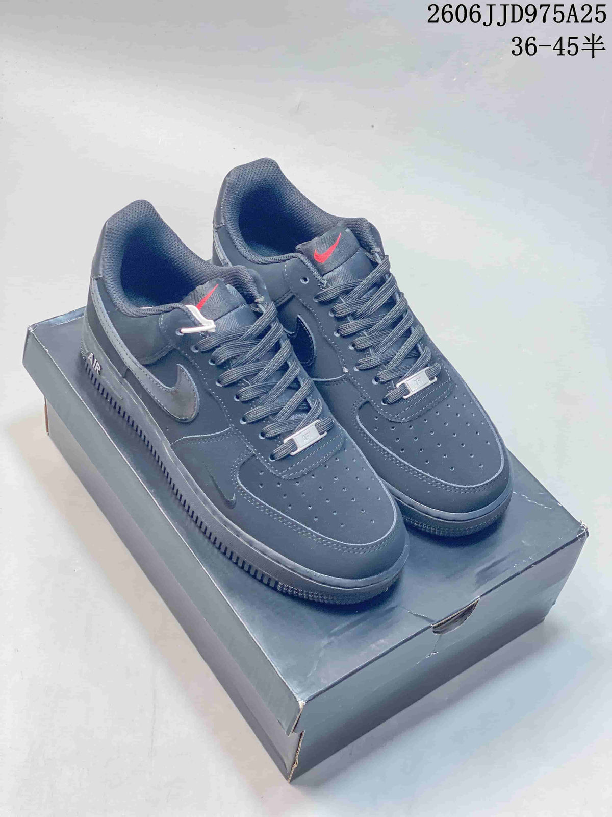 Nike Air Force 1 ’07 Low Sneakers in Mixed Colors