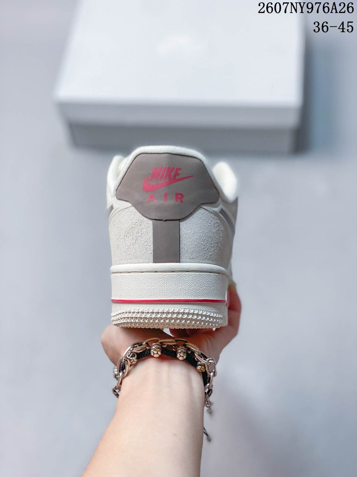 Nike Air Force 1 '07 LV8 Low-Top Sneakers White Brown