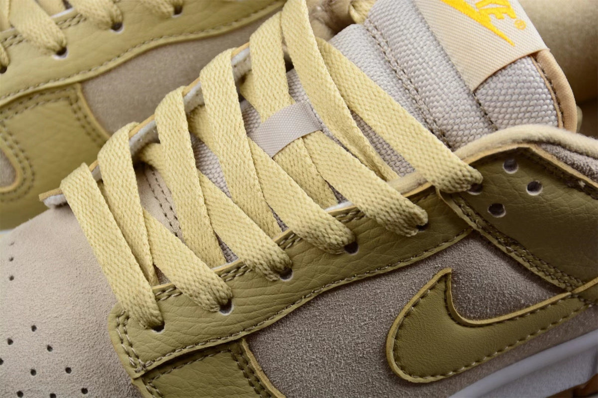 Nike SB Dunk Low Sesame DZ4513-200 Sneakers