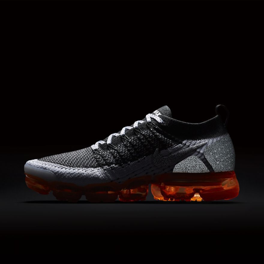 Nike Air VaporMax Flyknit 2 Mango Sneakers