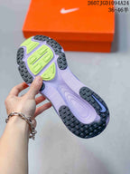 Nike Vomero 18 SE Running Sneakers Lavender Blue