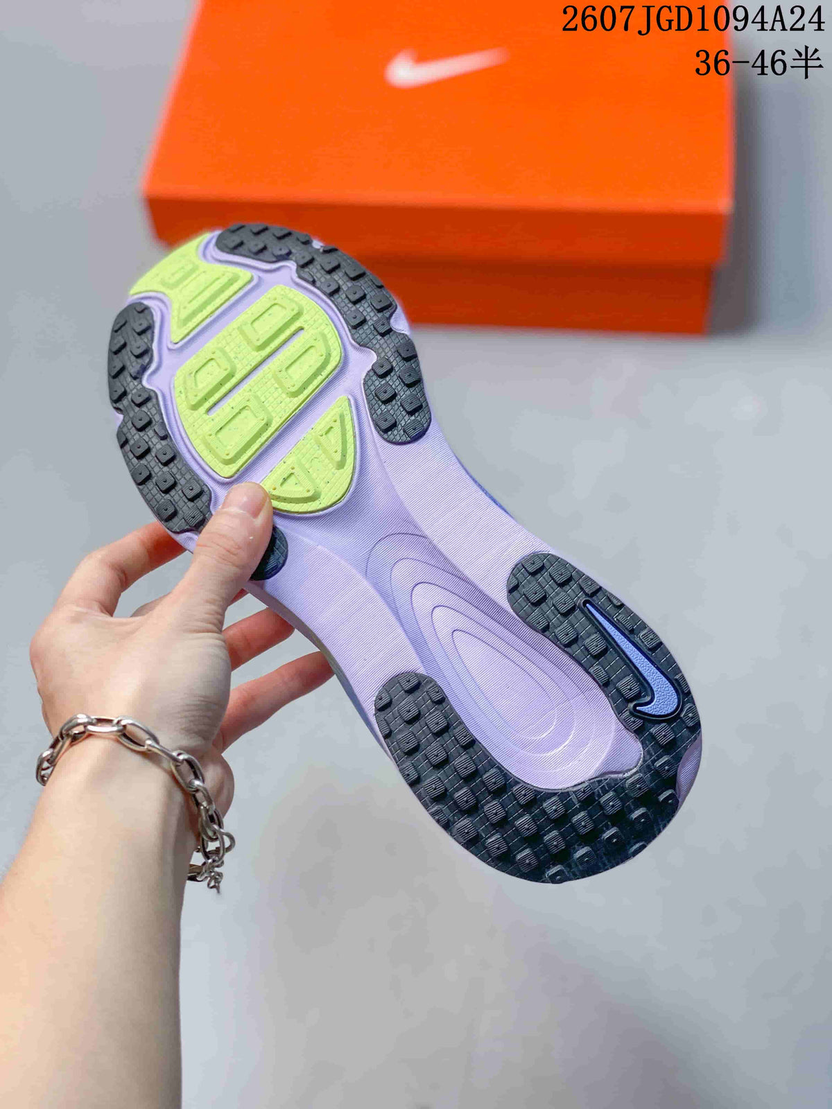 Nike Vomero 18 SE Running Sneakers Lavender Blue