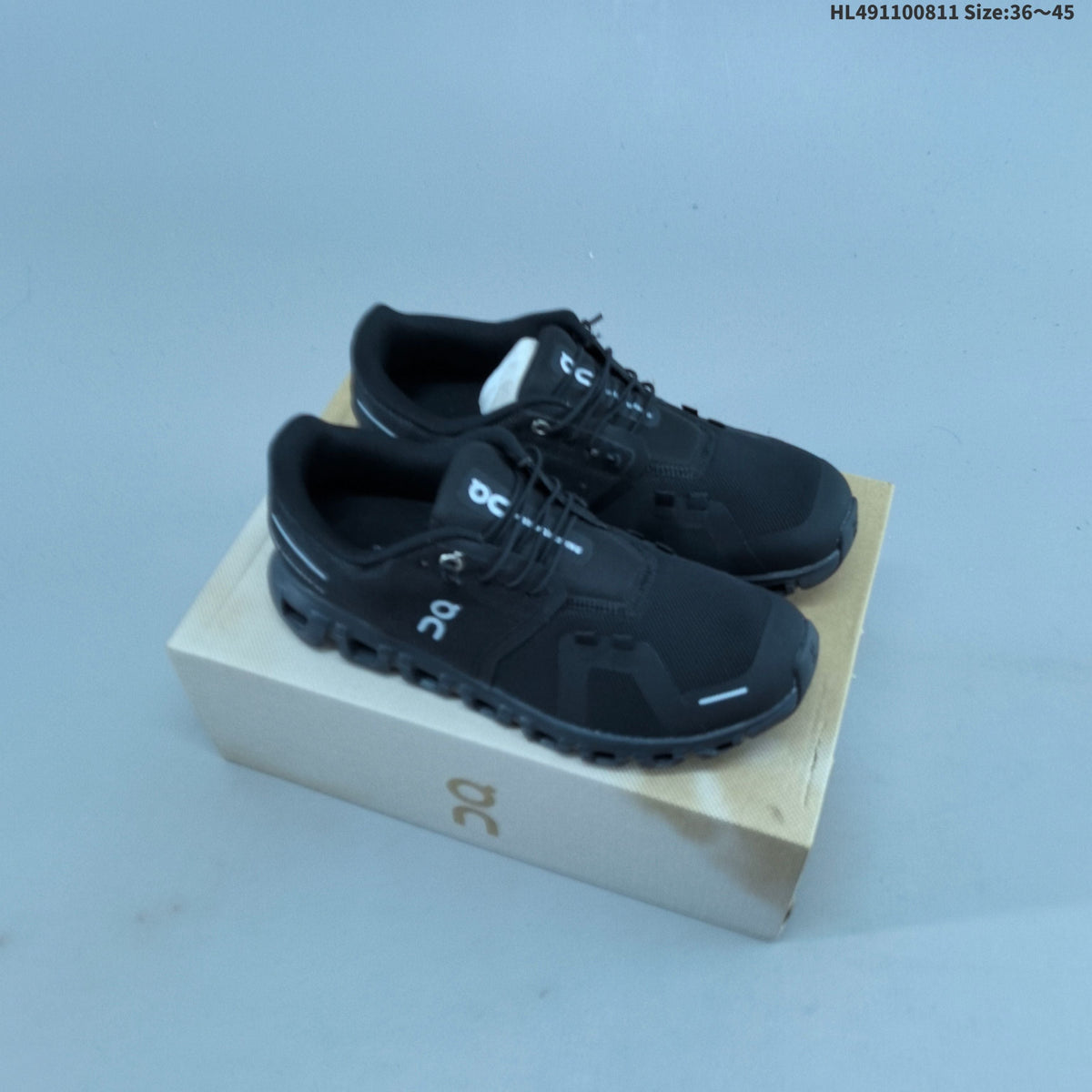 On Cloud 6 Running Shoes, Multiple Colors