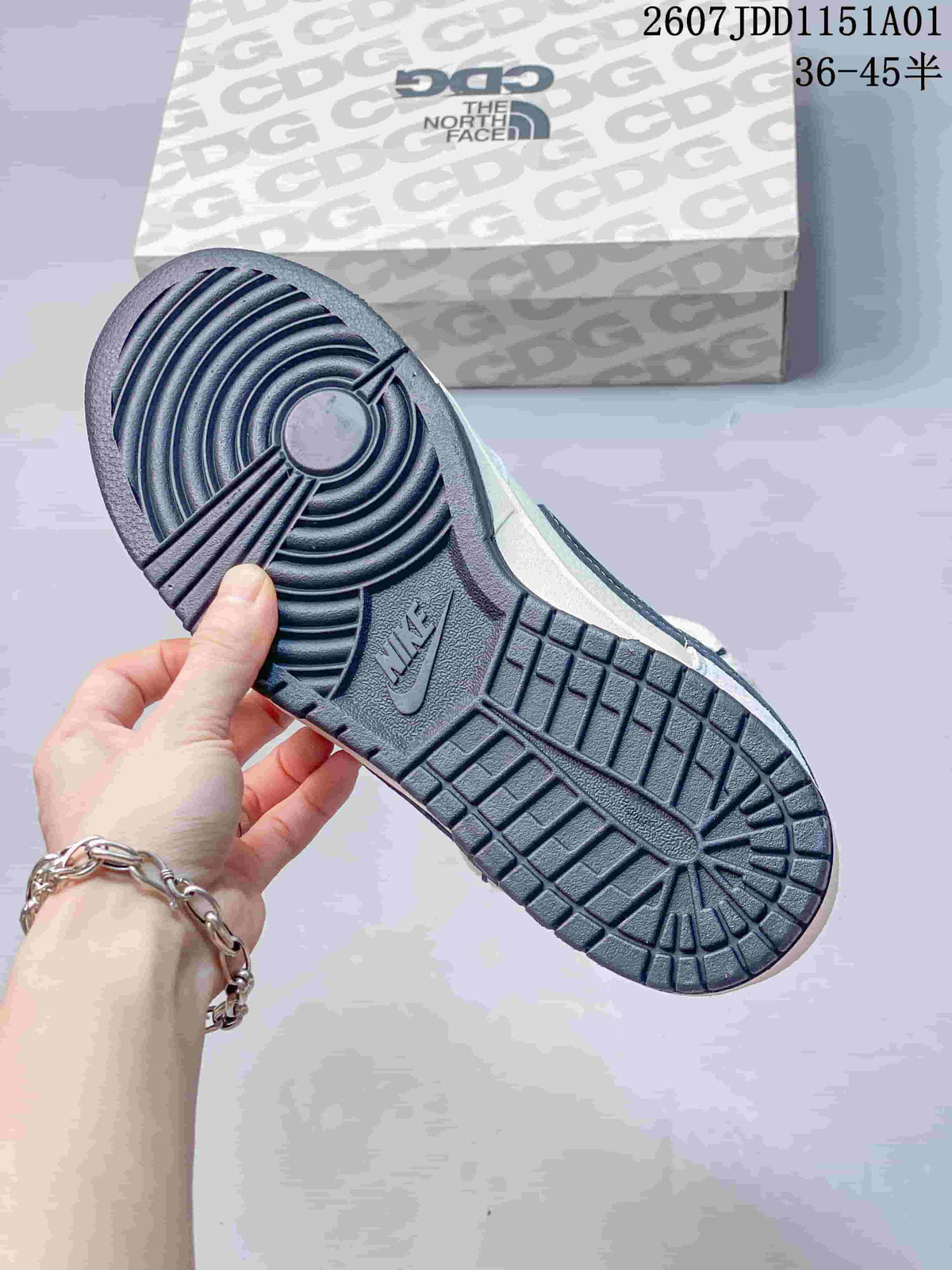 Nike SB Dunk Low x Carhartt-Inspired Low-Top Sneakers