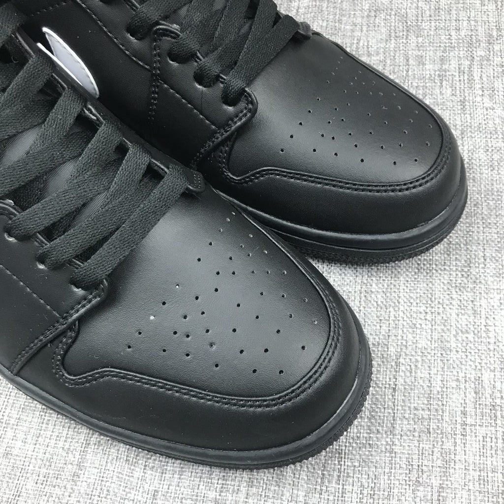 Air Jordan 1 Mid Black White Sneakers 554724-049
