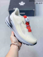 DESCENTE LAVITATE WIRE 3.0 Running Sneakers Off-White