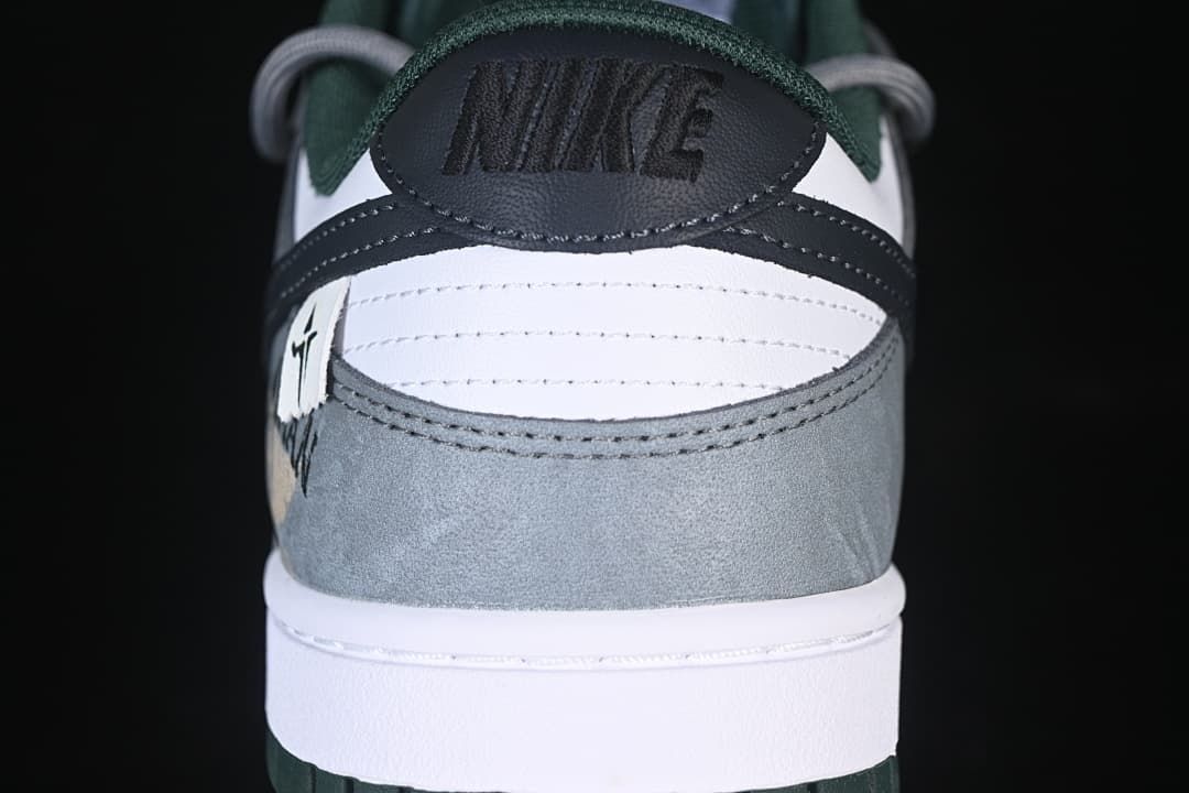 Nike SB Dunk Low White Gray Green Sneakers DV0833-111