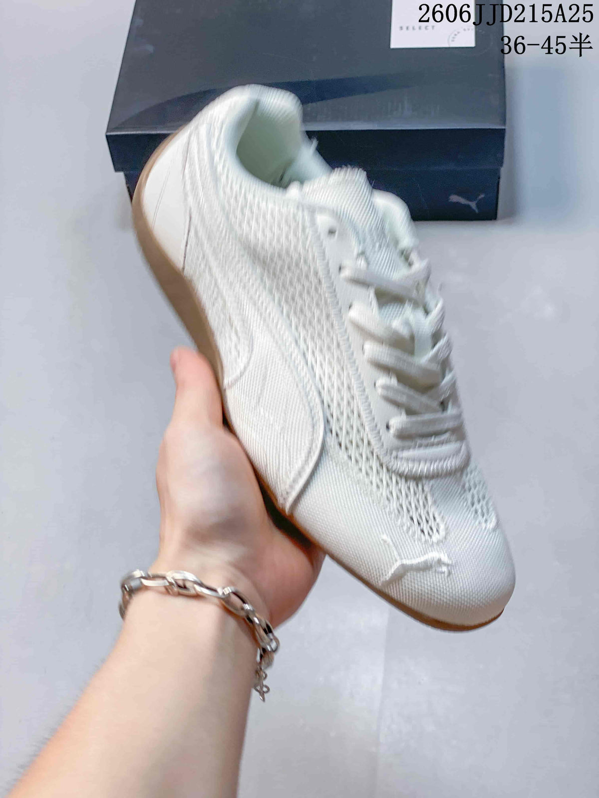 PUMA Speedcat Low-Top Sneakers Off-White 612150QWU