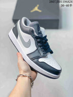 Jordan Air Jordan 1 Low Low-Top Sneakers