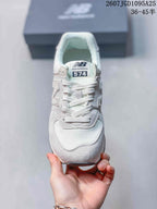 New Balance 574 Sneakers White and Grey 712250EWO