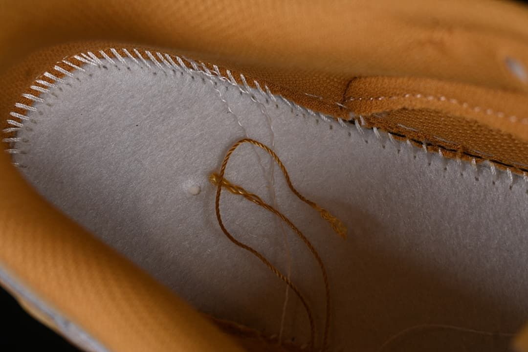 Nike SB Dunk Low Retro SE Wheat Sneakers HQ1932-700