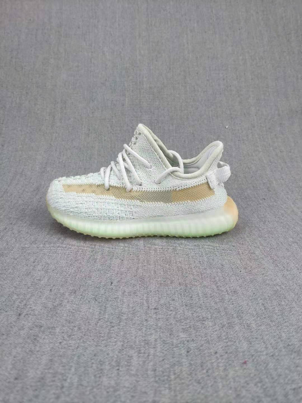 Yeezy Boost 350 V2 Kids Sneakers, Light Neutral