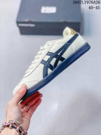 Onitsuka Tiger Tokuten Low-Top Sneakers Off-White Navy