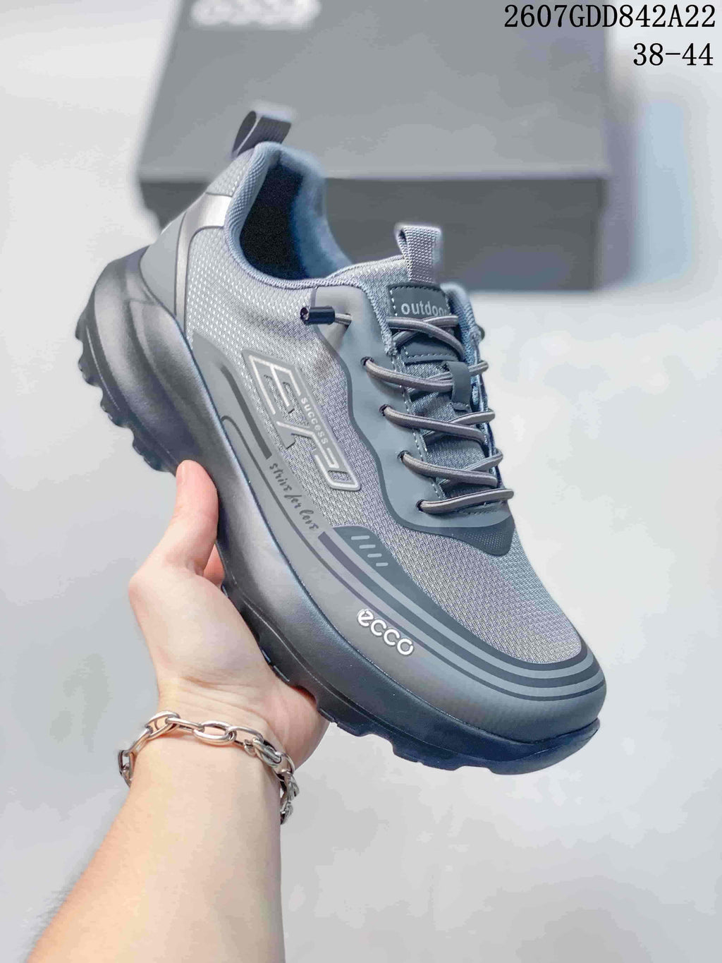 ECCO 2607GDD842A22 Men's Gray Outdoor Sneakers