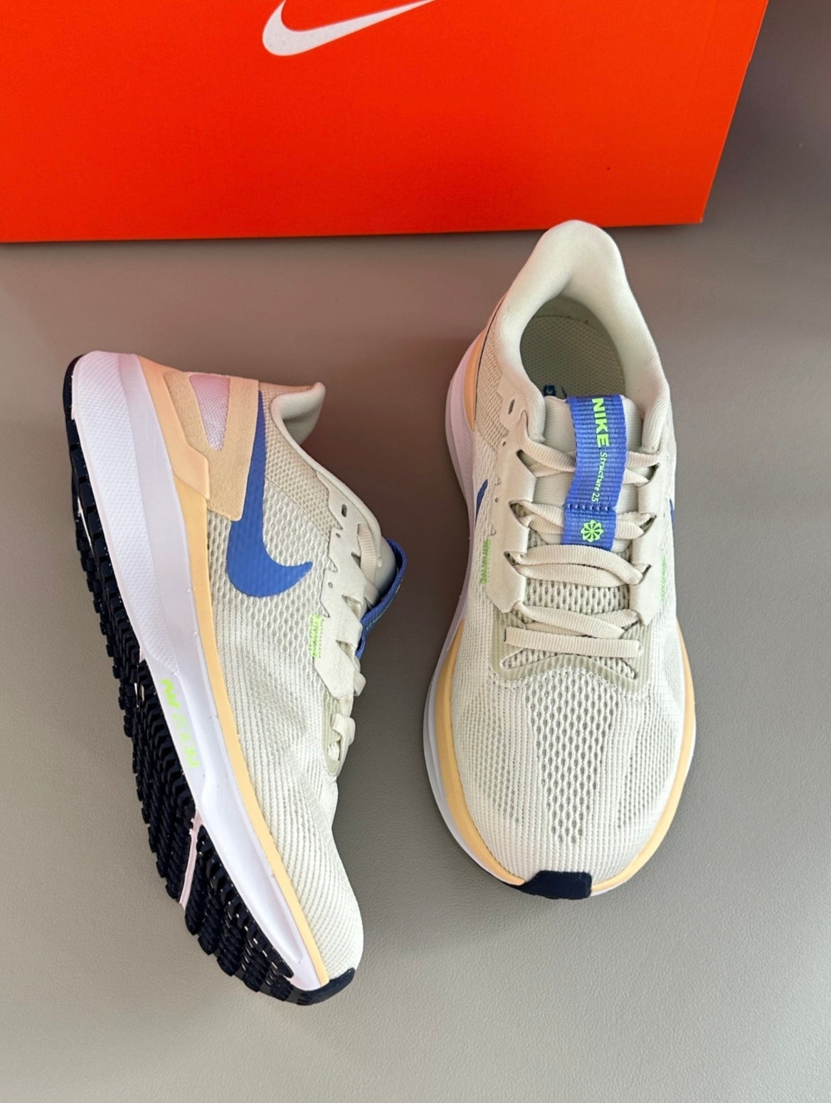 Nike Structure 25 Road Running Shoes DJ7884-004 Beige