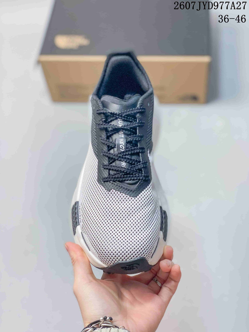 The North Face Summit Vectiv Pro Trail Running Shoes - White/Navy