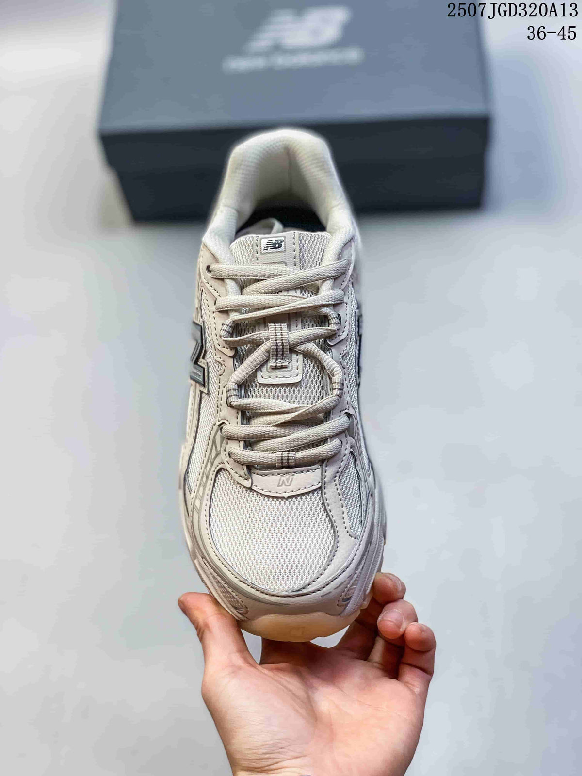 New Balance 740 U740NW2 Cream Sneakers