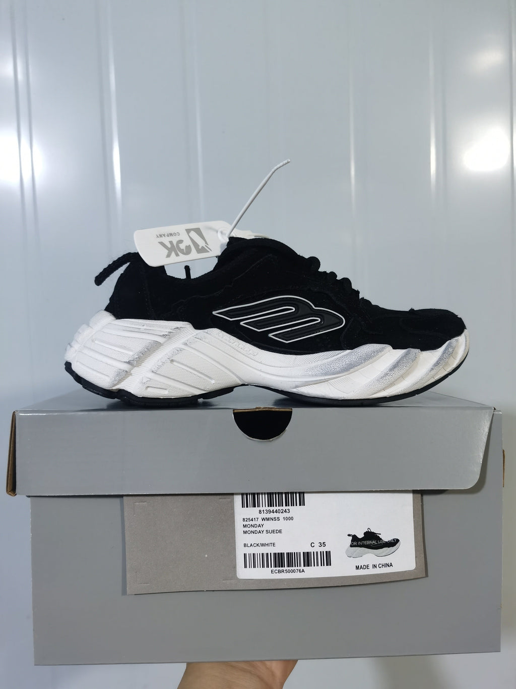 Skechers 1000 Monday Black White Sneakers