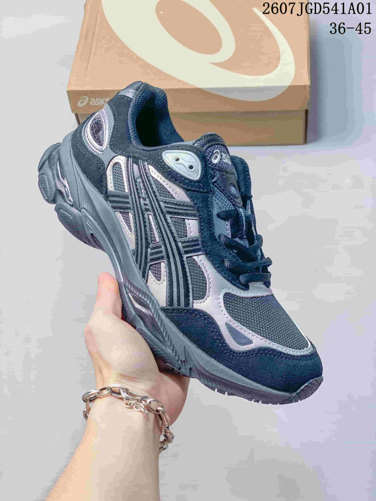 ASICS GEL-NYC 2.0 Sneakers in Navy and Silver