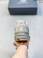 New Balance 740 U740NW2 Cream Sneakers