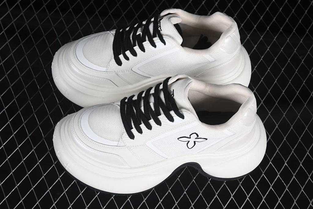 SMFK Future Ripple Low-Top Sneakers in White
