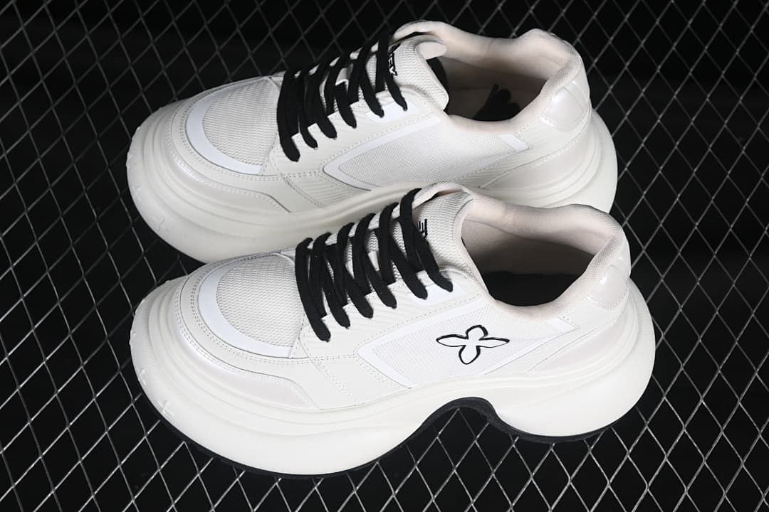 SMFK Future Ripple Low-Top Sneakers in White