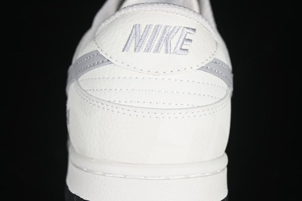 Nike Dunk Low Stüssy White Grey Sneakers DJ2024-054