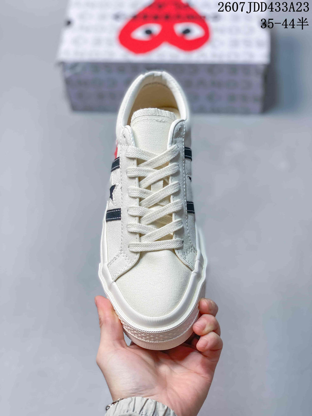 Comme des Garçons PLAY x Converse One Star Academy Pro Sneakers
