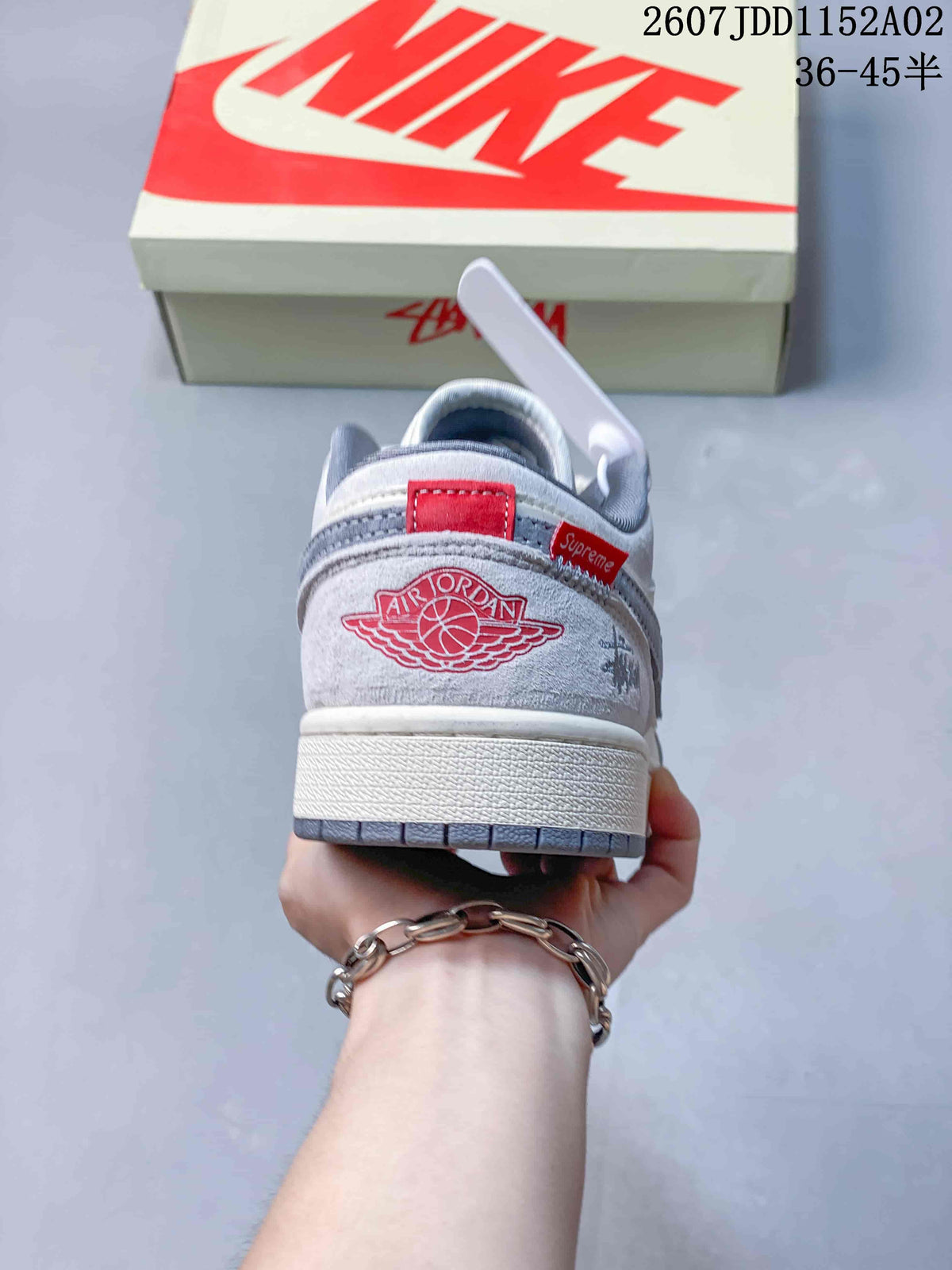 Jordan Fragment Travis Scott Air Jordan 1 Low Sneakers