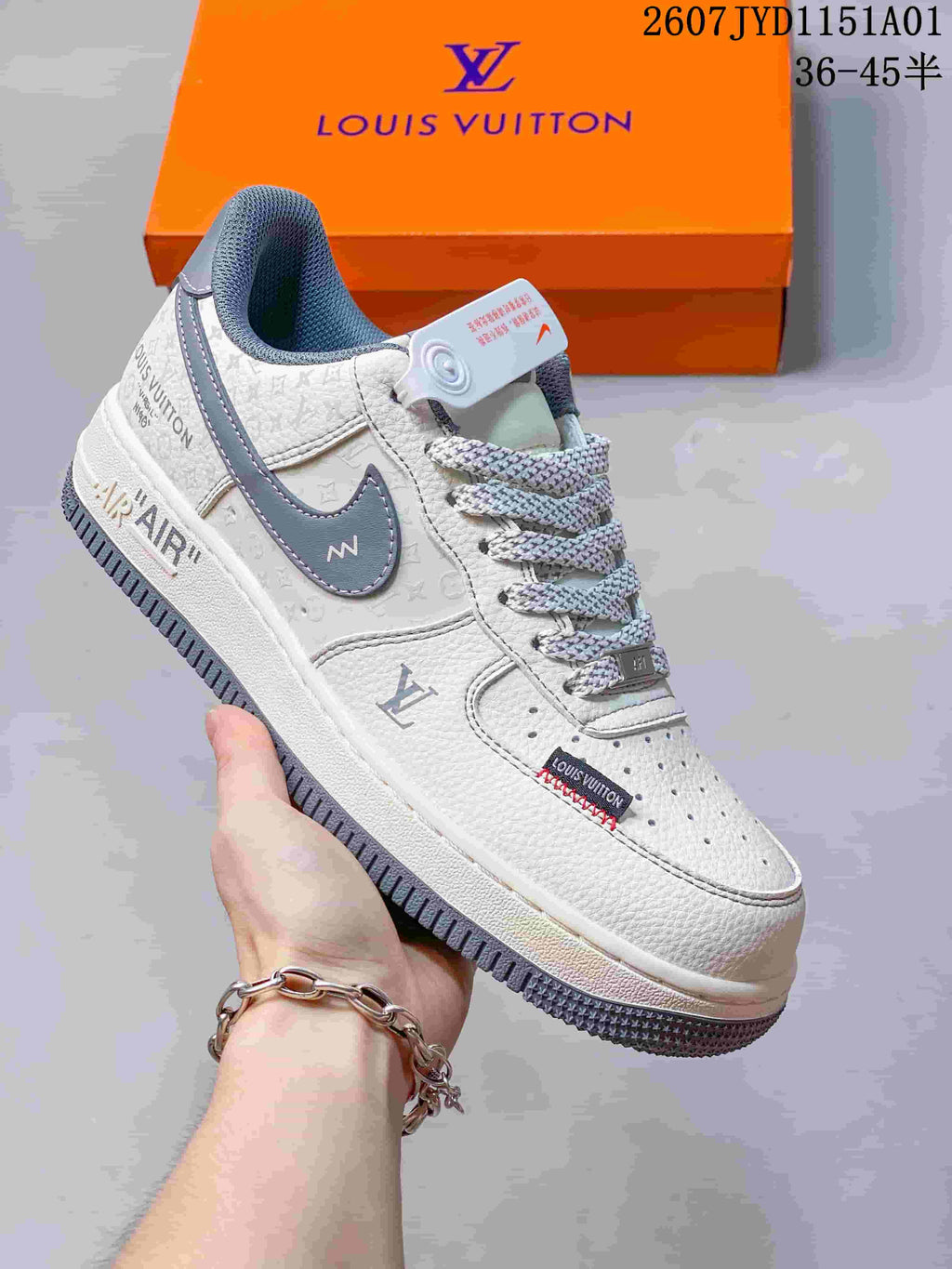 Nike Air Force 1 '07 Low White and Gray Sneakers