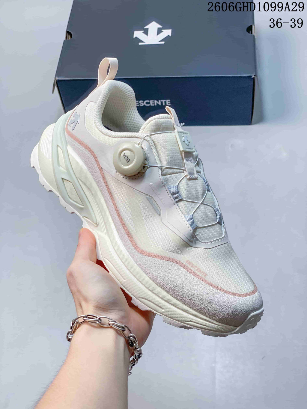 DESCENTE Enerzite Mtn Ridge Wire Trail Sneakers, White