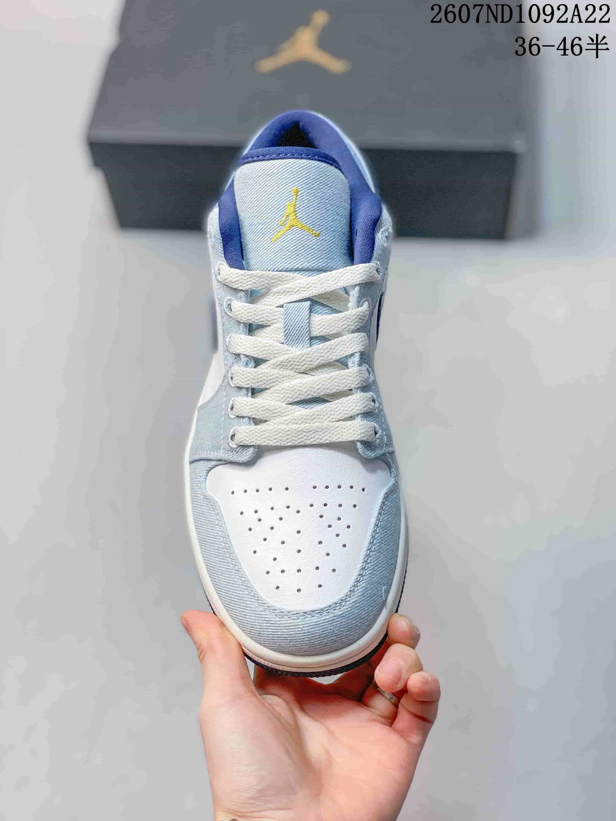 Jordan Air Jordan 1 Low Light Blue White Sneakers 2607ND1092A22