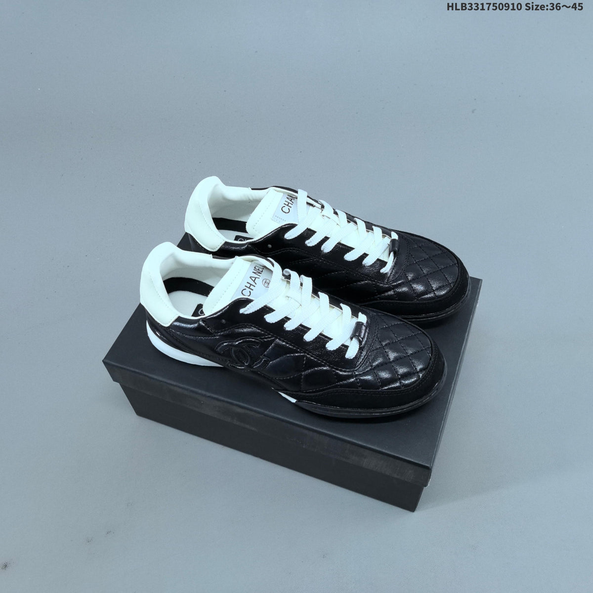CHANEL P25 Low-Top Lace-Up Sneakers