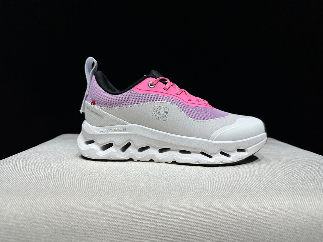 On Cloudtilt 2.0 x LOEWE Sneakers in Rose Pink