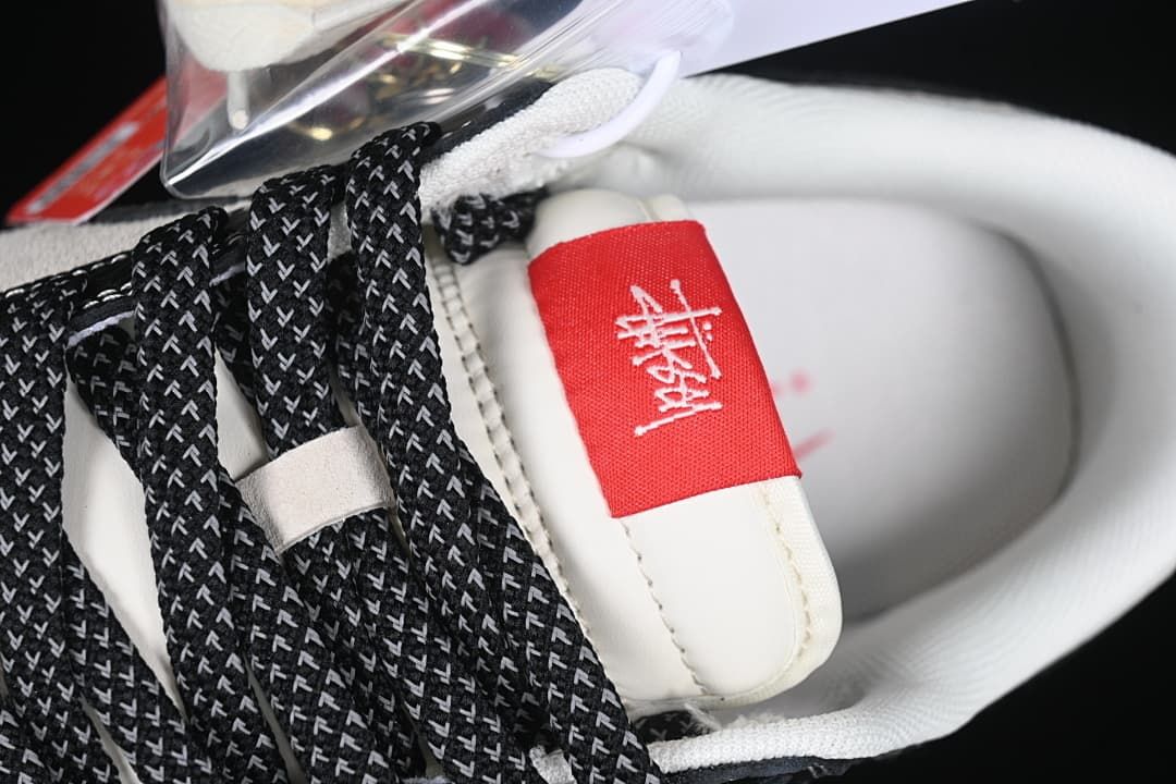 Nike SB Dunk Low Snake Year Black and Sail HH7518-031