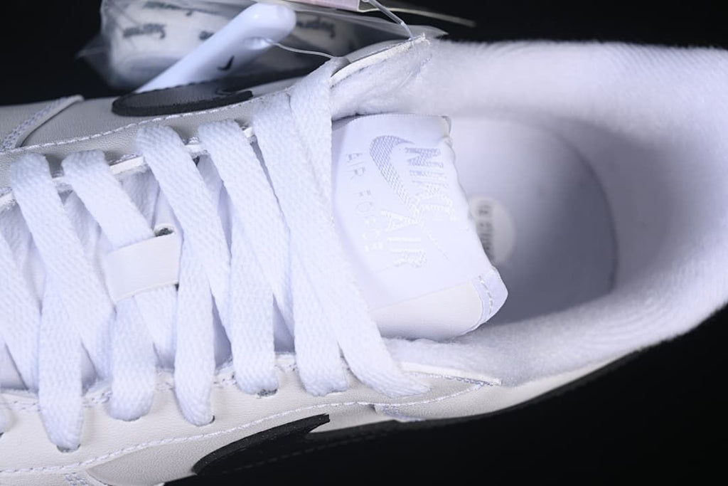 Nike Air Force 1 Low SP Supreme White Black CU9225-102