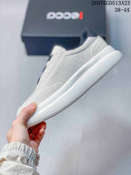 ECCO Men's Light Gray Slip-On Sneakers 2607GGD513A23