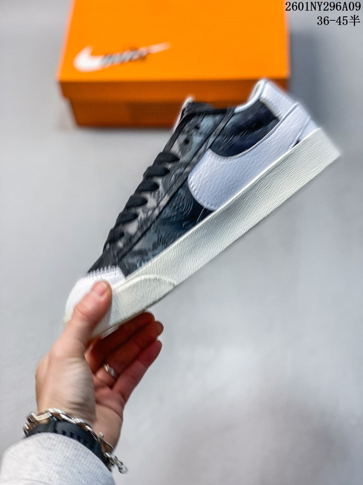 Nike Blazer Low '77 Jumbo Black White Sneakers 2601NY296A09