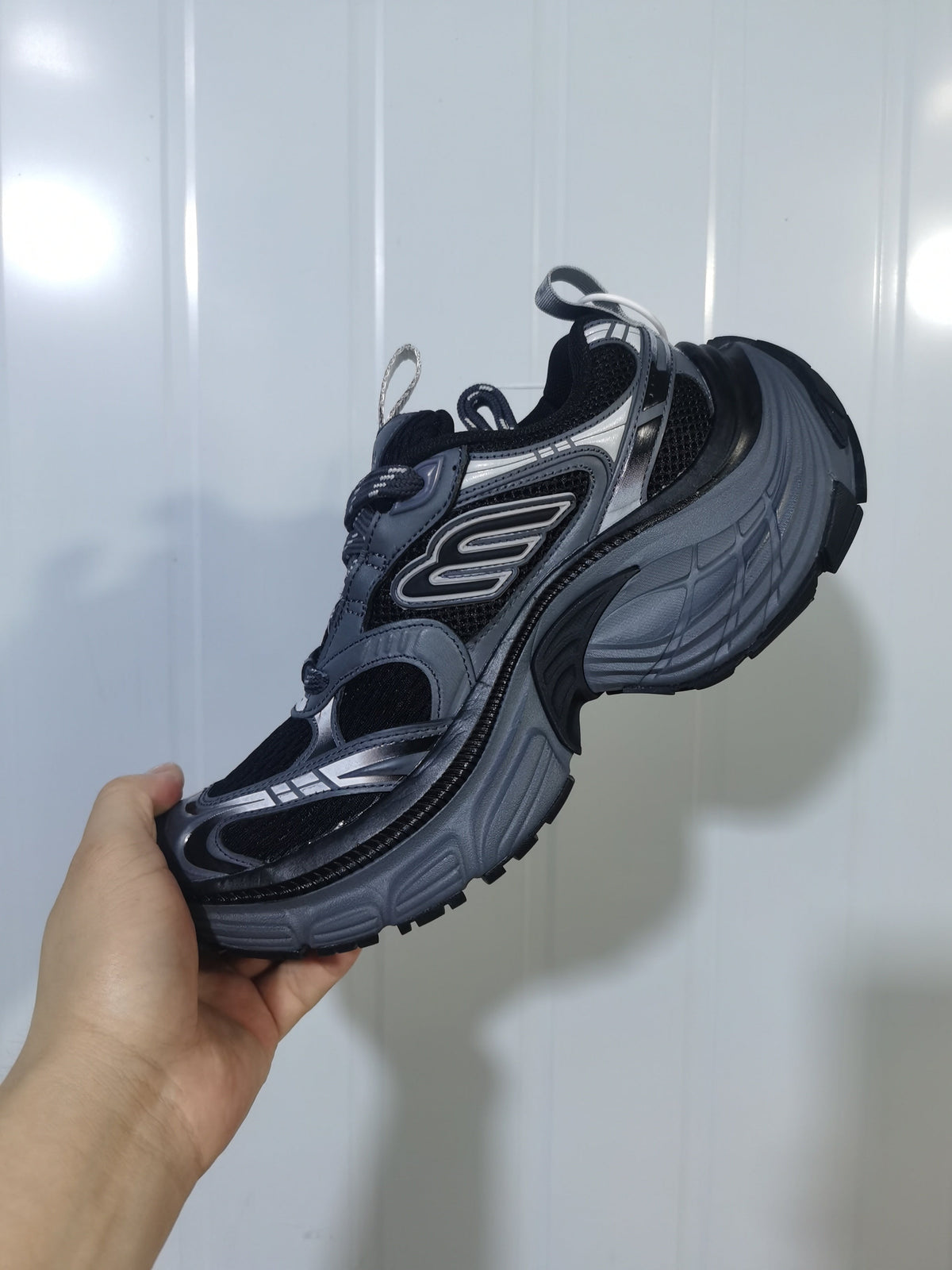 Skechers 0125 Black and Grey Mesh Sneakers