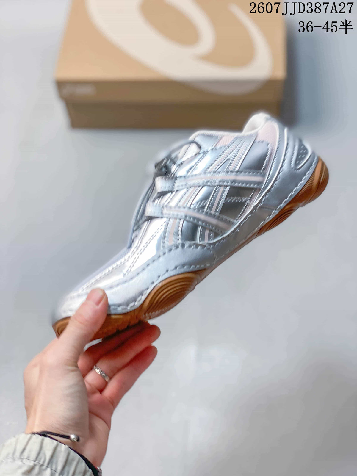ASICS Hypersync Silver Low-Top Training Sneakers 2607TJD387A27