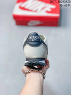 Nike Classic Cortez Sneakers White Navy IR1