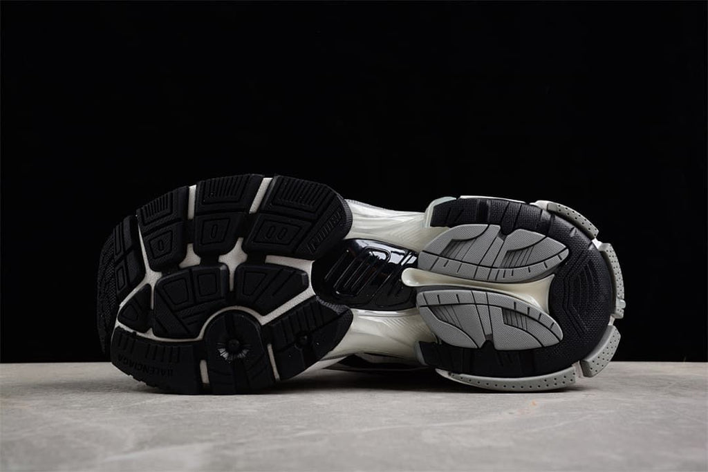 Balenciaga Runner Sneakers Grey White Black 772774