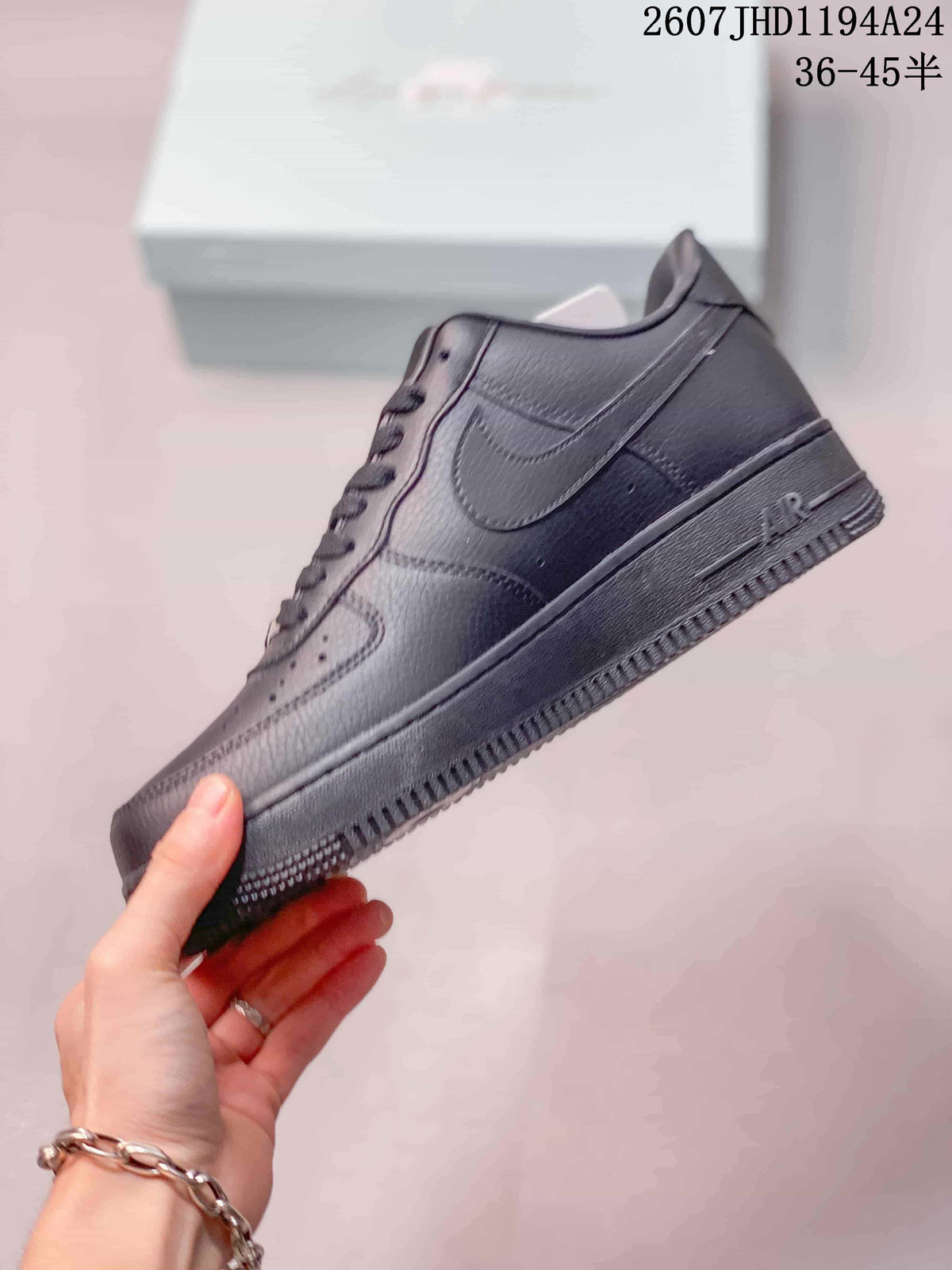 Nike Air Force 1 '07 Low Black Sneakers IB6843