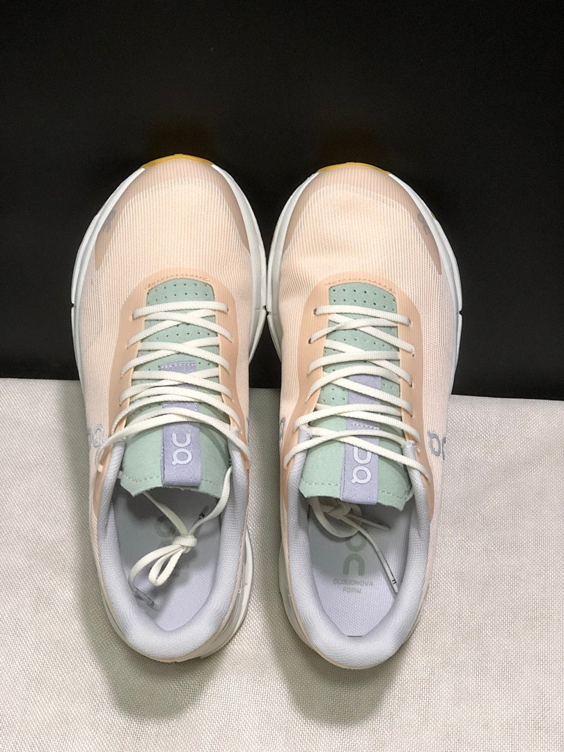 On Cloudnova Form 2 Sneakers in Mist and Heather