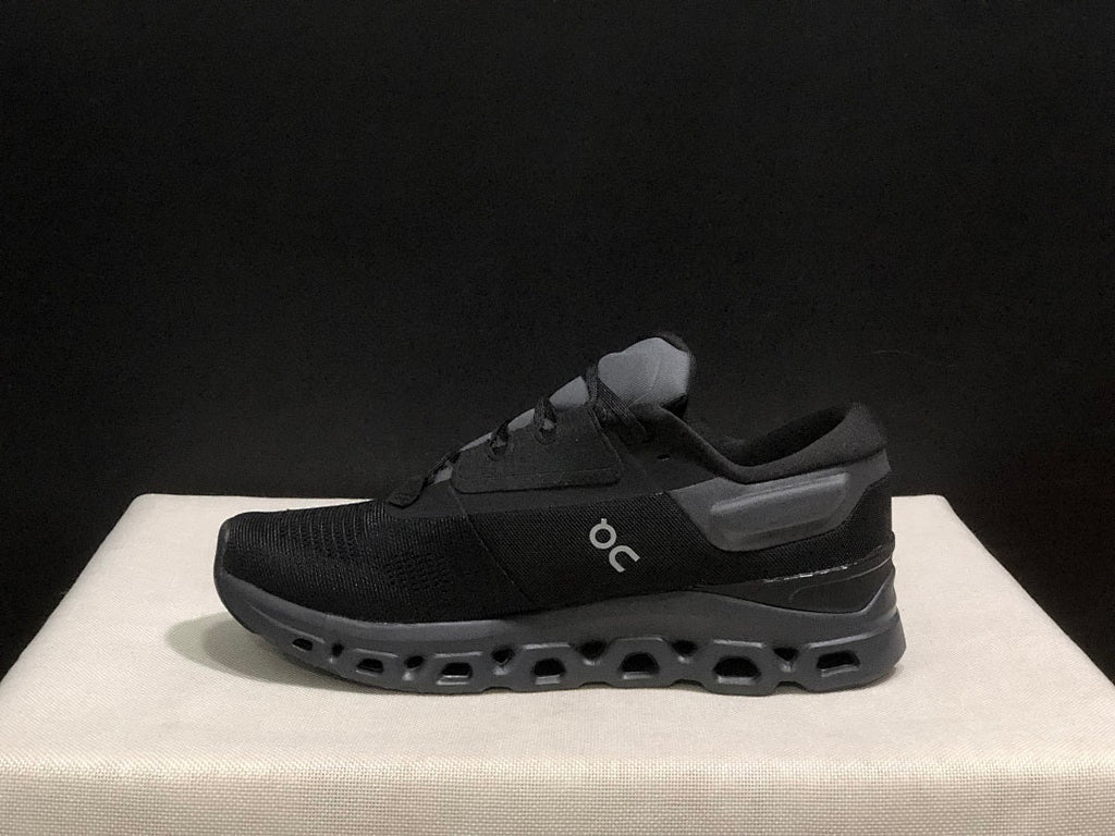 On Cloudstratus 3 Black Running Shoes