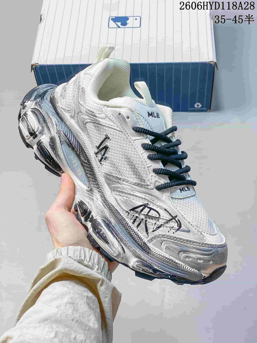 MLB Los Angeles Dodgers Silver Low-Top Sneakers