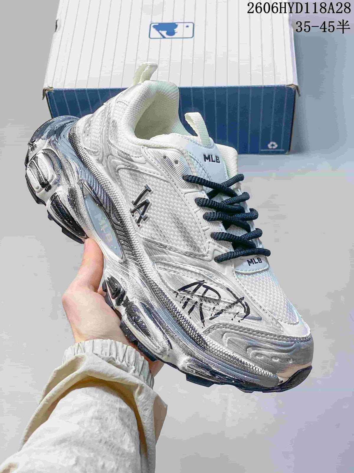 MLB Los Angeles Dodgers Silver Low-Top Sneakers